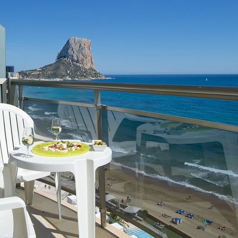 Chambre 4 personnes - BALCON - VUE MER - PETIT-DÉJEUNER INCLUS