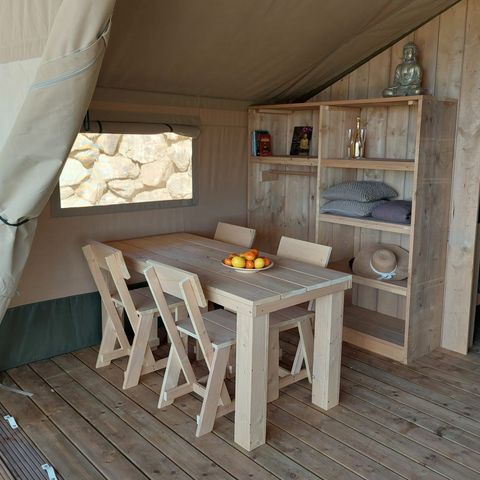 Tente en toile et en bois 3 personnes - y compris les installations sanitaires