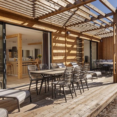 MAISON 12 personnes - VIP LG2235