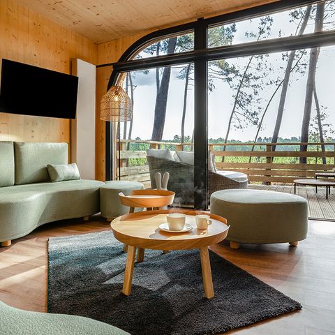 HÉBERGEMENT INSOLITE 6 personnes - Maison de l'arbre LG2241