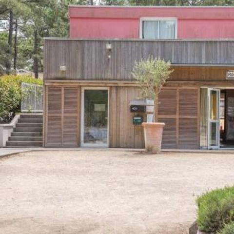 Pierre & Vacances Residence Les Grands Pins - Gironde - Image N°2