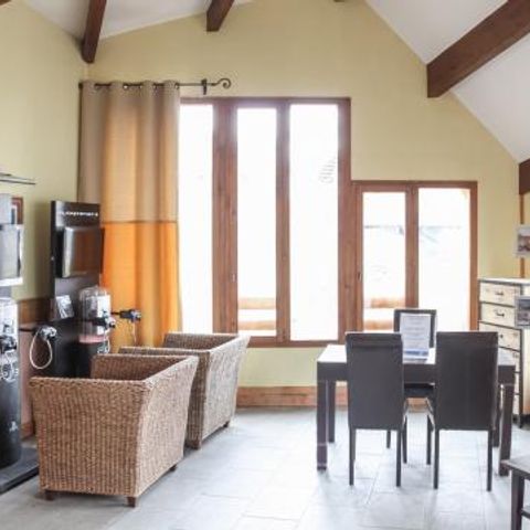 Pierre & Vacances Residence Les Terrasses d'Azur - Camping Alpes-Maritimes - Image N°5