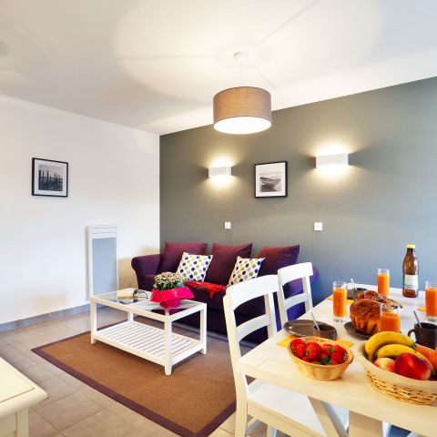 MAISON 6 personnes - G/347 - 3 pièces duplex