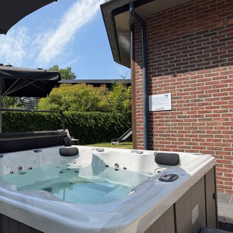 MAISON 10 personnes - Maison familiale Rheeze avec jacuzzi