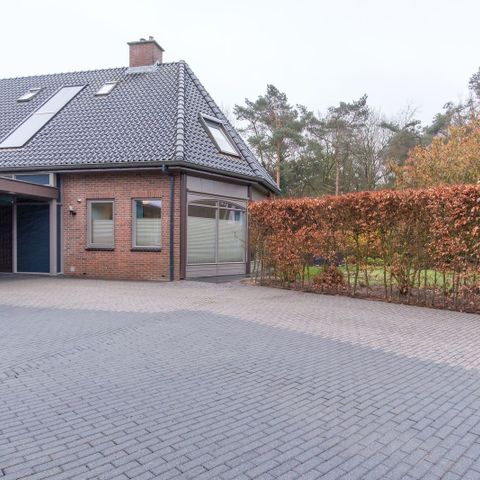 Hébergement pour groupe 10 personnes - Maison familiale Rheeze avec jacuzzi