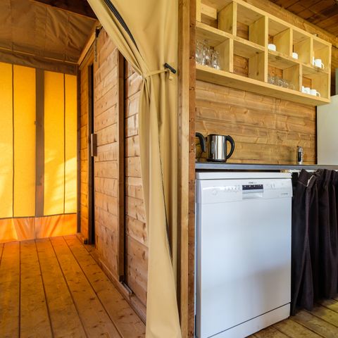 LODGE 8 personnes - Véranda du Lodge