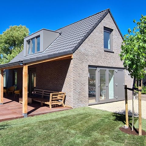 BUNGALOW 6 personnes - 82