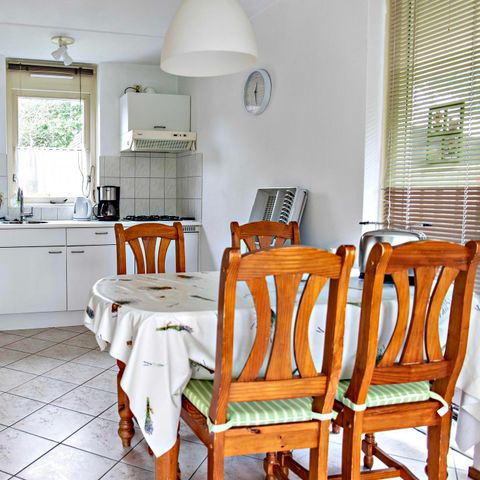 BUNGALOW 6 personnes - 40