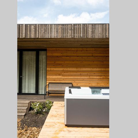 LODGE 4 personnes - Lodge Jacuzzi