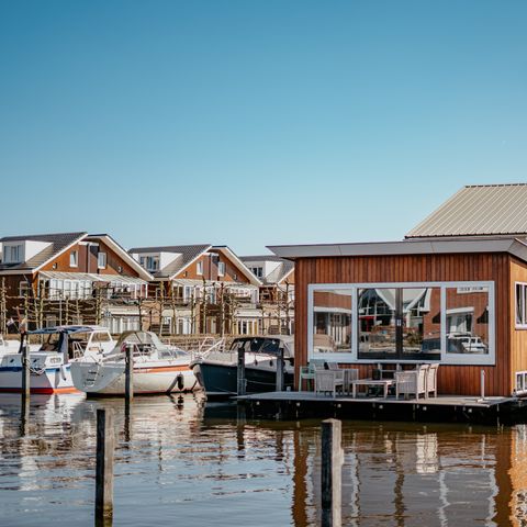 HÉBERGEMENT INSOLITE 6 personnes - Bateau-logement De Woude