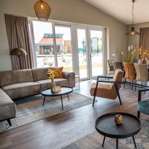 MAISON 10 personnes - Juste la nature