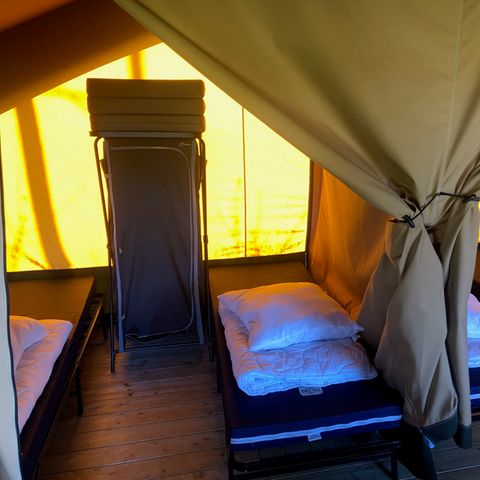Tente en toile et en bois 4 personnes - Lodge Compact