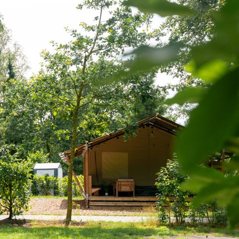 TENTE TOILE ET BOIS 4 personnes - y compris les installations sanitaires