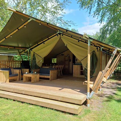 Tente en toile et en bois 6 personnes - y compris les installations sanitaires