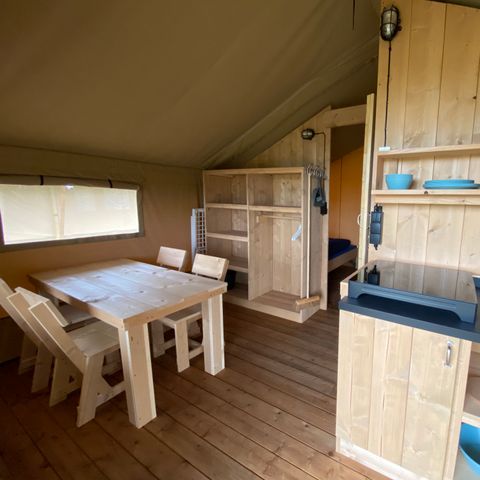 TENTE TOILE ET BOIS 4 personnes - y compris les installations sanitaires