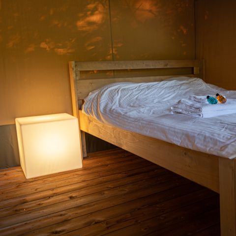 Tente en toile et en bois 6 personnes