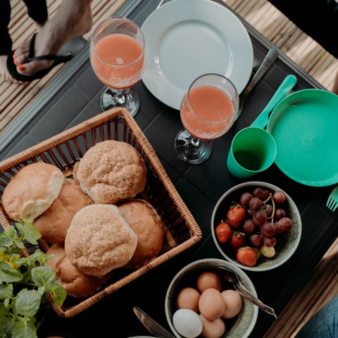 TENTE TOILE ET BOIS 4 personnes - y compris les installations sanitaires
