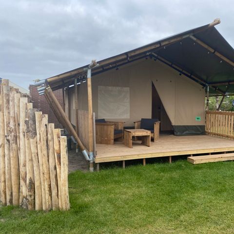 Tente en toile et en bois 4 personnes - y compris les toilettes