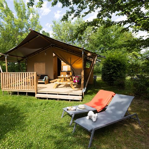 Tente en toile et en bois 5 personnes - y compris les installations sanitaires