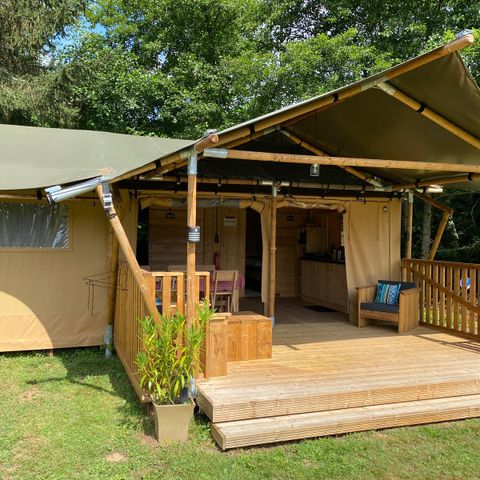 Tente en toile et en bois 6 personnes - y compris les installations sanitaires