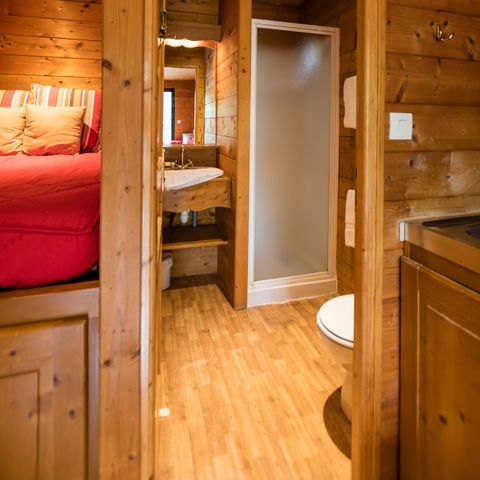 LODGE 5 personnes - Roulotte ( Séjour Premium ) climatisée/ tout inclus version luxe avec Spa privatif / 2 pers inclus