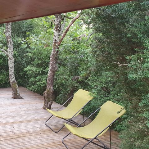 CHALET 6 personnes - Cabane de Sam climatisée ( petite maison de famille, spa privatif sur la terrasse ) / 5 pers inclus