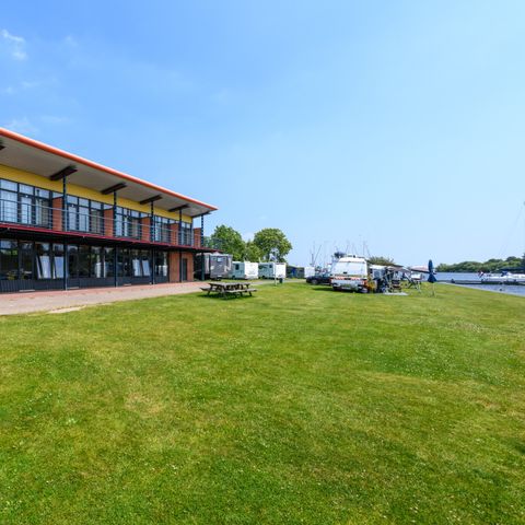 APPARTEMENT 4 personnes - Pavillon