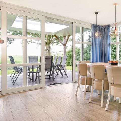 Bungalow 8 personnes - 8L
