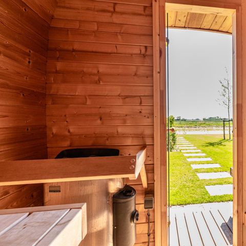 VILLA 6 personnes - Paris avec bain à remous et sauna à barils