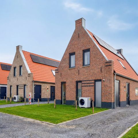 VILLA 6 personnes - Villa au bord de l'eau avec bain à remous