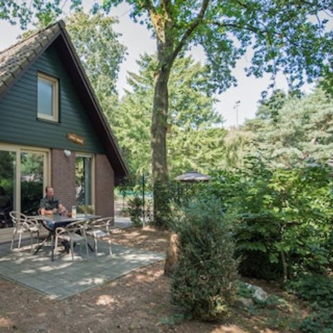 BUNGALOW 4 personnes - Paon de Java