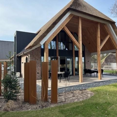 VILLA 12 personnes - Villa à la ferme avec piscine intérieure et bien-être
