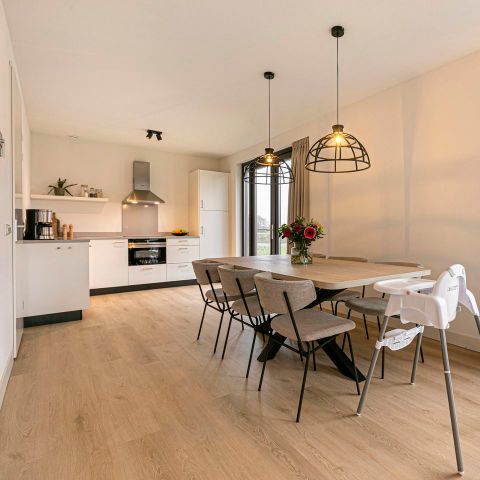 BUNGALOW 8 personnes - 8C