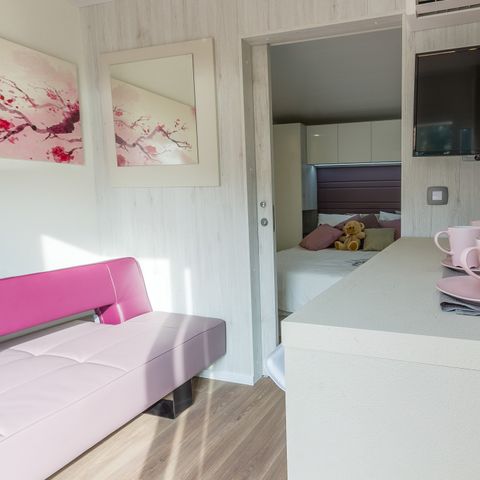 MOBILHOME 2 personnes - Comfort | 1 Ch. | 2 Pers. | Terrasse surélevée | Clim. | TV