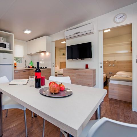 Mobilhome 6 personnes - Mobil-home | Comfort XL | 3 Ch. | 6 Pers. | Terrasse surélevée | 2 SDB | Clim. | TV