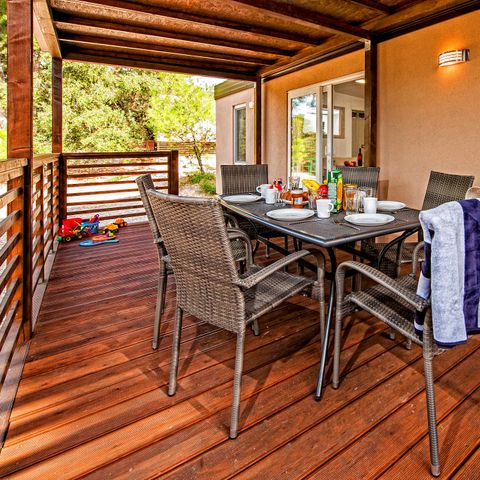 Mobilhome 4 personnes - Mobil-home | Comfort XL | 2 Ch. | 4 Pers. | Terrasse surélevée | 2 SDB | Clim. | TV
