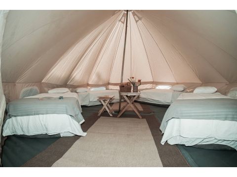 Tente en toile et en bois 4 personnes - Glamping 4P