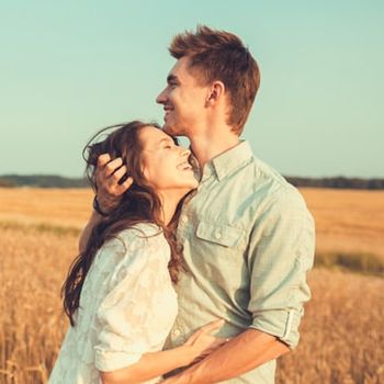 Couple séjour à la campagne