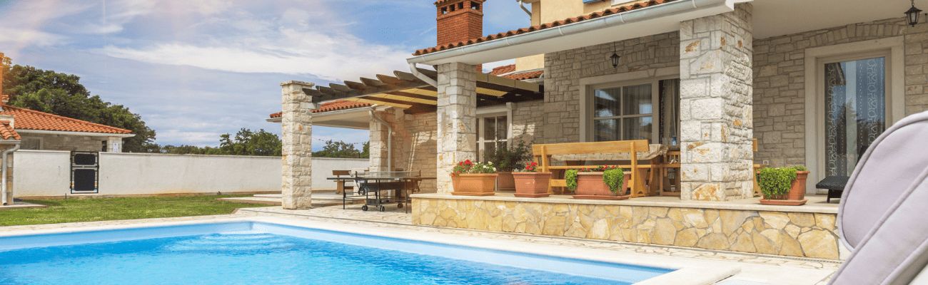 Location maison de vacances avec piscine privée
